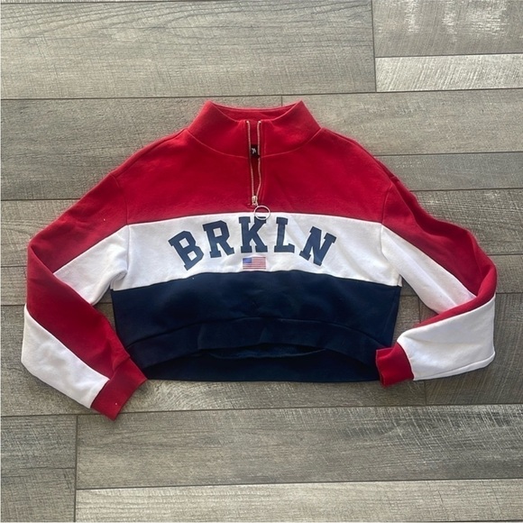 H&M Divided Size Small Red, White, and Blue Brooklyn 1/4 Zip Pullover Sweatshirt - Picture 2 of 6